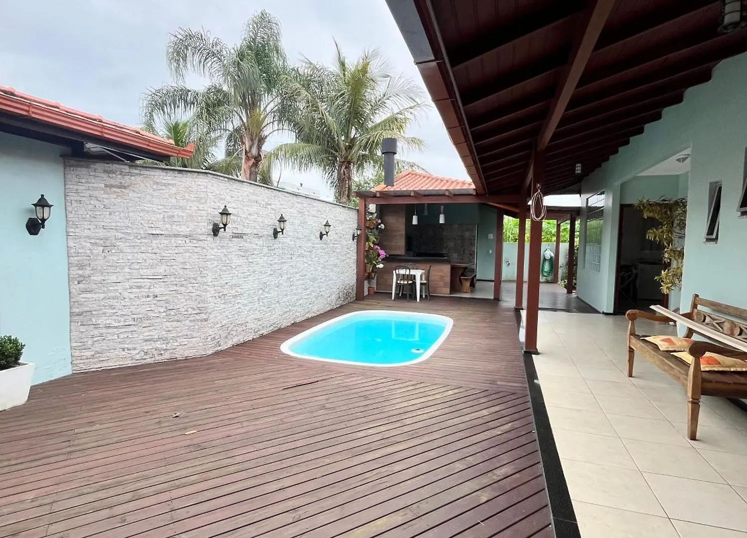 Casa Com Piscina E Area De Churrasco Florianópolis Brezilya